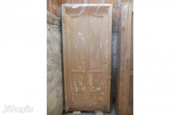 Mozgatható Zsalus, belül, hőszi mélyen üvegezett, dupla bejárati ajtó