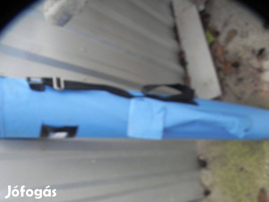 Mozgatható hirdető állvány banner állvány zárható tartóval