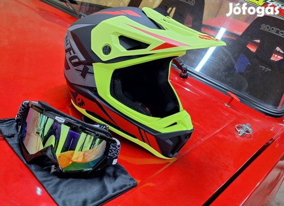 Mtb cross sisak Bat Fox  M-méret 