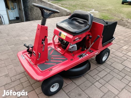 Mtd Pinto fűnyíró traktor 7,5 lovas Briggs motorral 