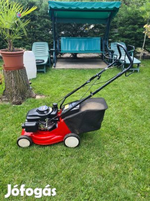 Mtd motoros fügyüjtös fünyiró. 