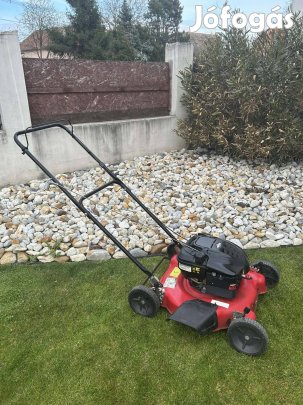 Mtd oldaltkidobós fűnyíró eladó