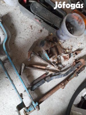 Mtz gyári komplett fekpedál szett eladó