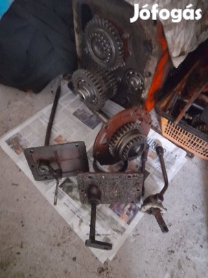 Mtz gyári orosz komplett sebességszorzó váltóhoz/33kmh/eladó