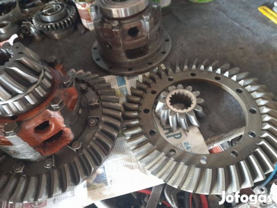 Mtz hátsóhíd difi alkatrész átvizsgált/felújított eladó