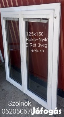 Műanyag Fahatású Ablak