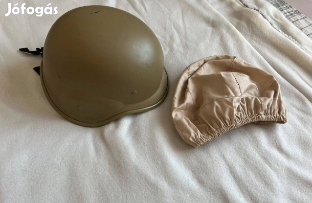 Műanyag M88 airsoft sisak és huzat