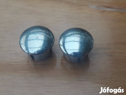 Műanyag, krómszínű kormányvégdugók