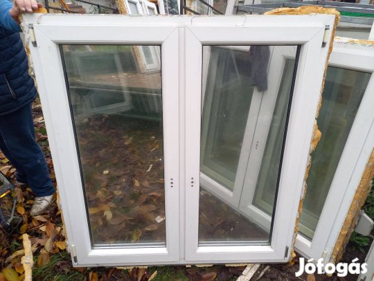Műanyag ablak 124 cm x 133 cm