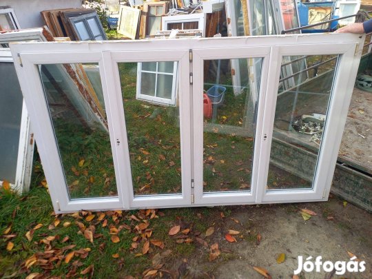 Műanyag ablak 231 cm x 131 cm ; 231 cm x 137 cm
