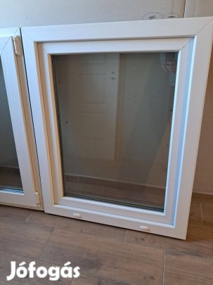 Müanyag ablak 80 x 100 cm