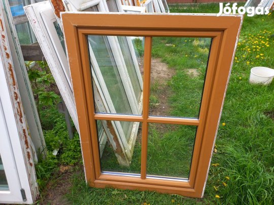 Műanyag ablak 88 cm x 124 cm ; 98 cm x 124 cm