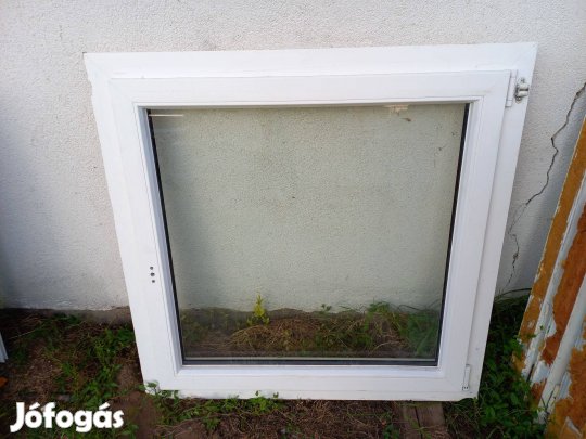 Műanyag ablak 95 cm x 95 cm