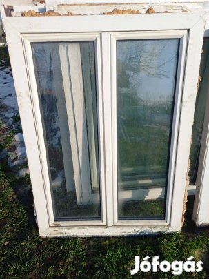 Műanyag ablak 97 cm x 134 cm