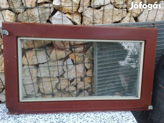 Műanyag ablak melléképületre