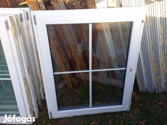 Műanyag ablak ok 108 cm x 132 cm