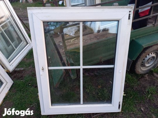 Műanyag ablak ok 98 cm x 122 cm