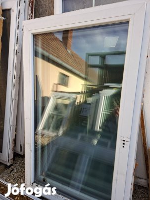 Műanyag ablakok 101×165