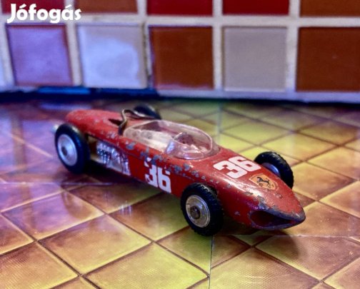 Műanyag abroncsos Corgi Toys Ferrari Formula 1 versenyautó. 1961.
