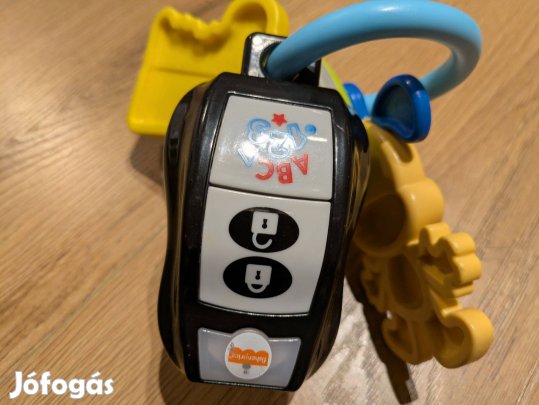 Műanyag babajétékok