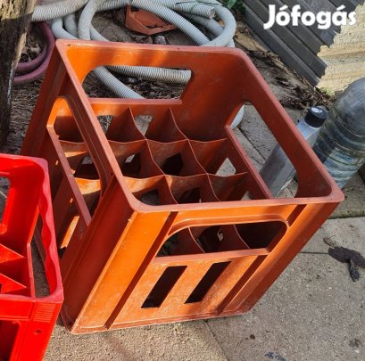 Műanyag borosrekesz