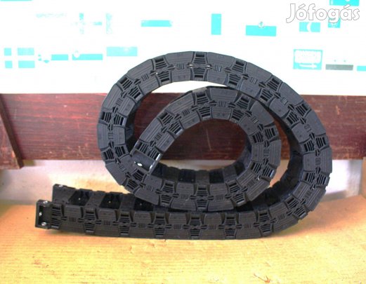 Műanyag energialánc nyitható 1,2m Igus ( 7056 )