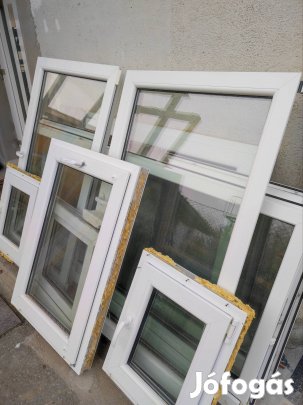 Műanyag erkély, teraszajtó sürgősen eladó. 