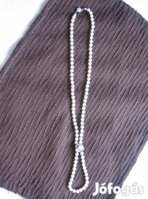 Műanyag fehér gyöngysor strassz dísszel