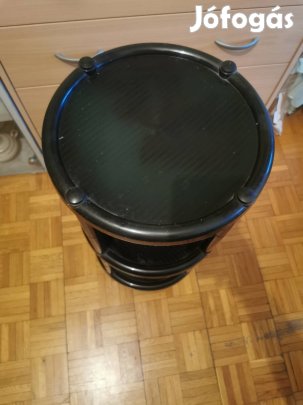 Müanyag fekete 3 részes kérek asztalka