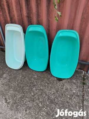 Műanyag fűrdőkád