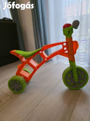 Műanyag futóbicikli jó állapotban