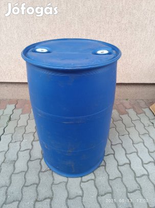 Műanyag hordó 200 l. 