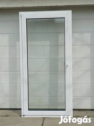 Műanyag hőszigetelt erkély teraszajtó 100x204