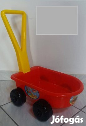 Műanyag húzós kocsi