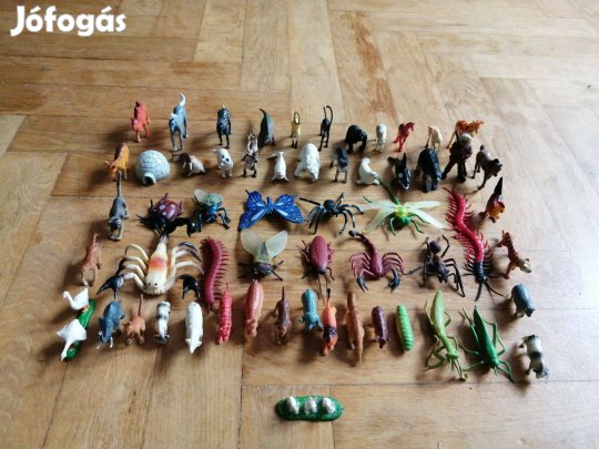 Műanyag játék állatok