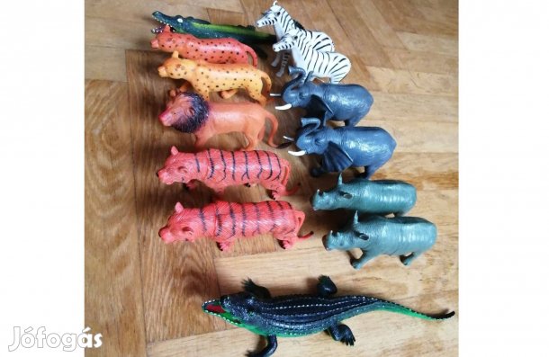 Műanyag játék állatok