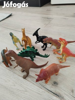 Műanyag játék dinoszauruszok 