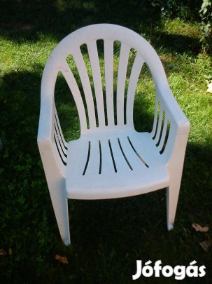 Műanyag kerti szék eladó