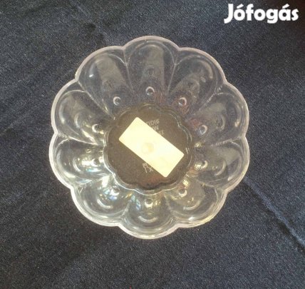 Műanyag kínálótál