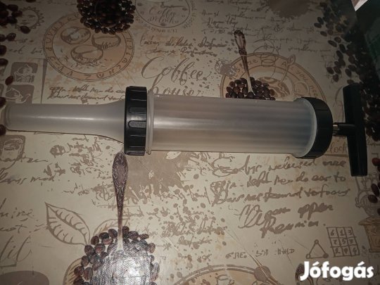 Müanyag kolbásztöltő cserélhető fejekkel