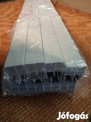 Műanyag redőny lábak 8db 108cm