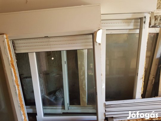 Műanyag redőnyös ablak eladó