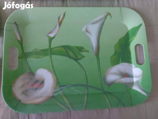 Műanyag tálaló tálca 4 db egyben