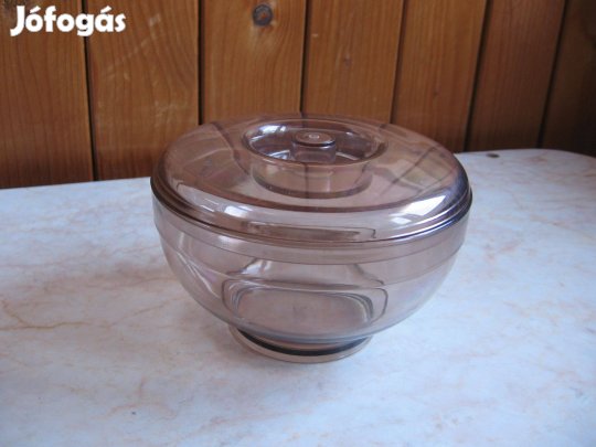 Műanyag tároló doboz