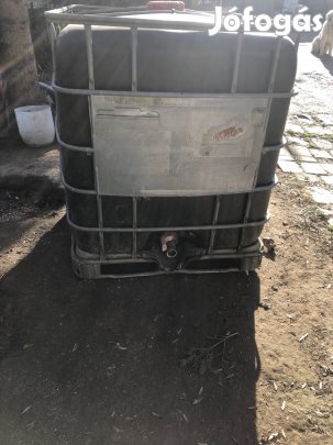 Műanyag tartály 1 m3