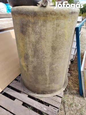 Műanyag tartály használt eladó