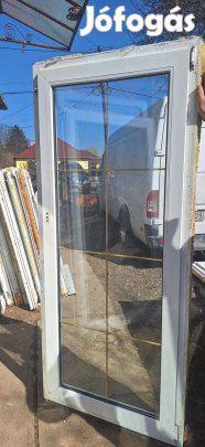 Műanyag terasz ajtó 88x200 bontott hőszigetelt