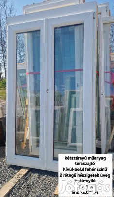 Műanyag teraszajtó 137*214