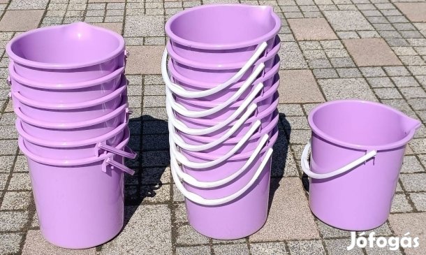 Műanyag vödrök lila