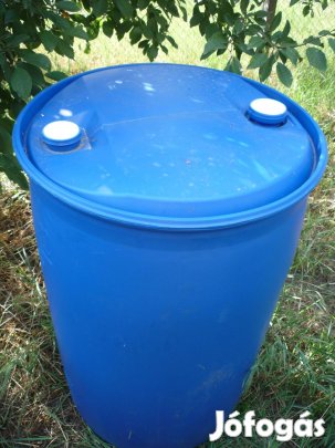 Müanyaghordó 220 l eladó